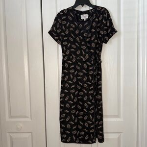 HVN Black and Tan 100% Silk leaf Patterned Midi wrap Dress 2